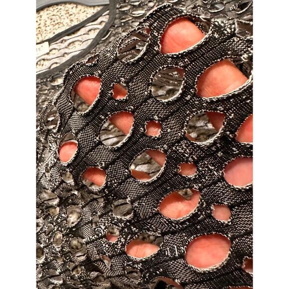 Yelete Fishnet Women's Cropped Top, NWOT, Black Gray, size M - Picture 3 of 8